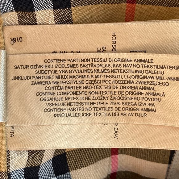 Women's Burberry Camden Car Coat - Picture 11 of 11